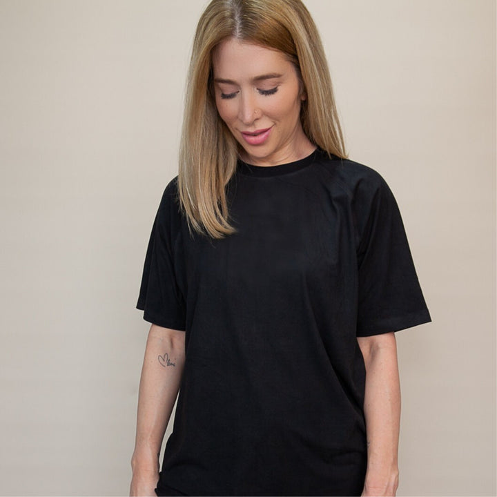 Dreamwithreem Custom Gym T Shirt in Black, soft fabric perfect for workouts and casual wear