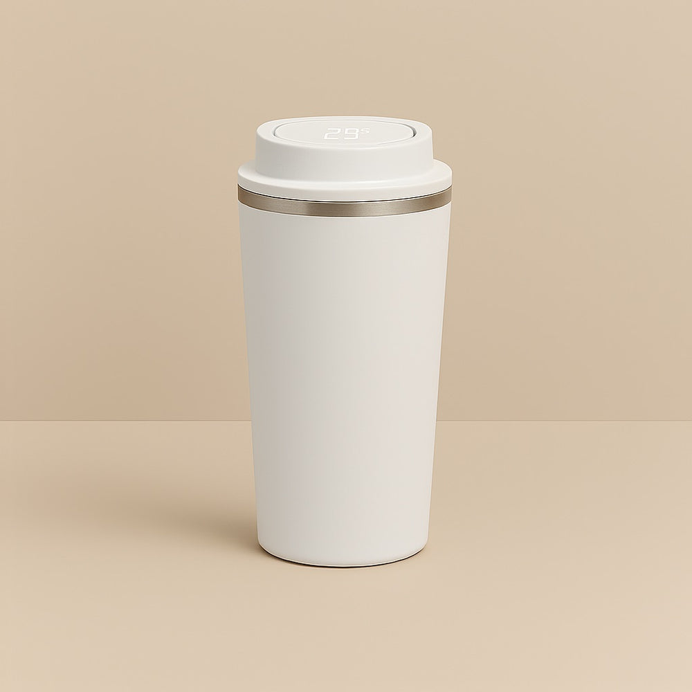 White custom temperature display coffee mug with digital temperature readout on lid