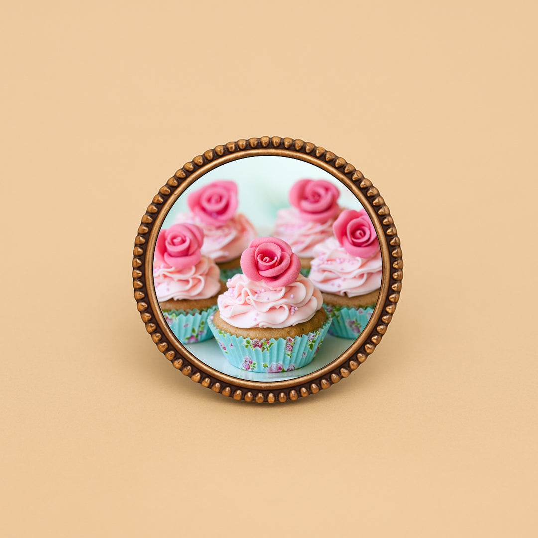 Dreamwithreem personalized hair accessories featuring a cupcake design with pink rose frosting